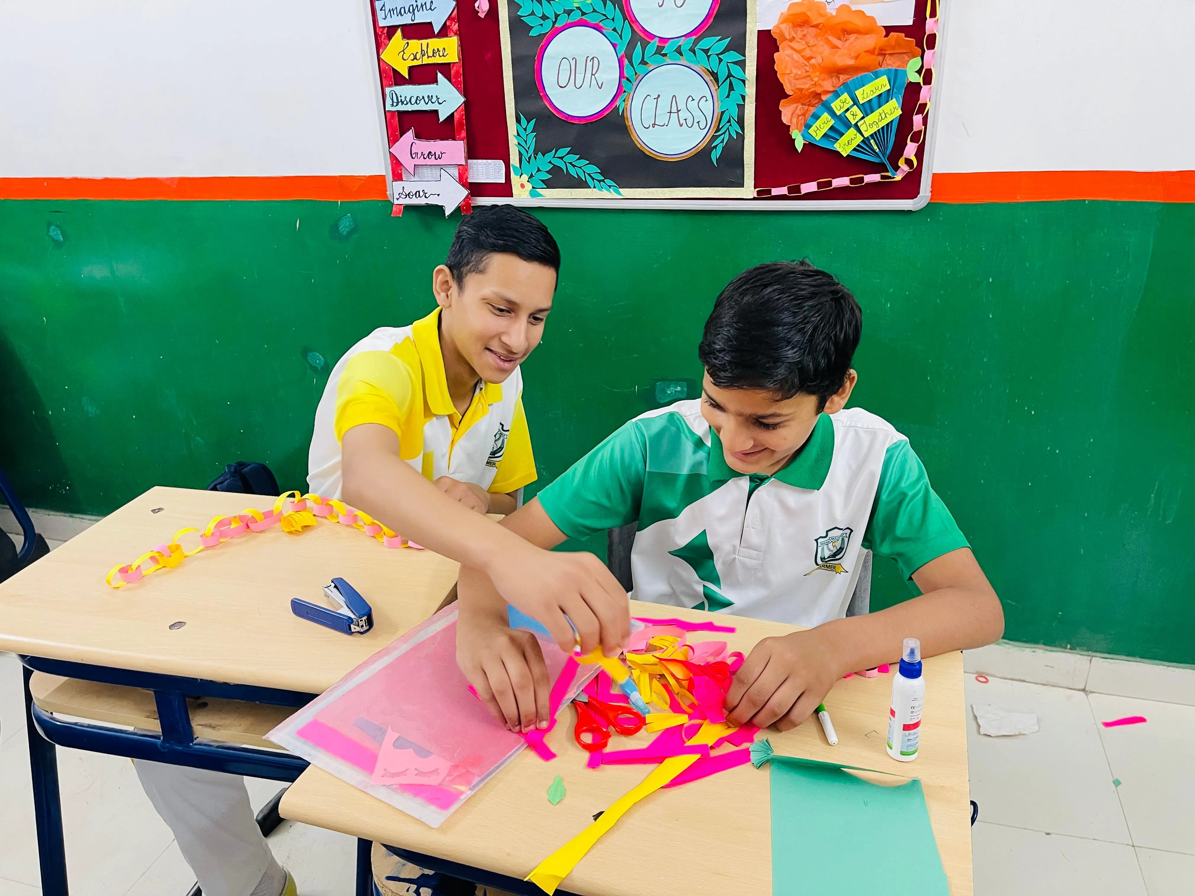 Classroom Board Decoration Activity Held Successfully